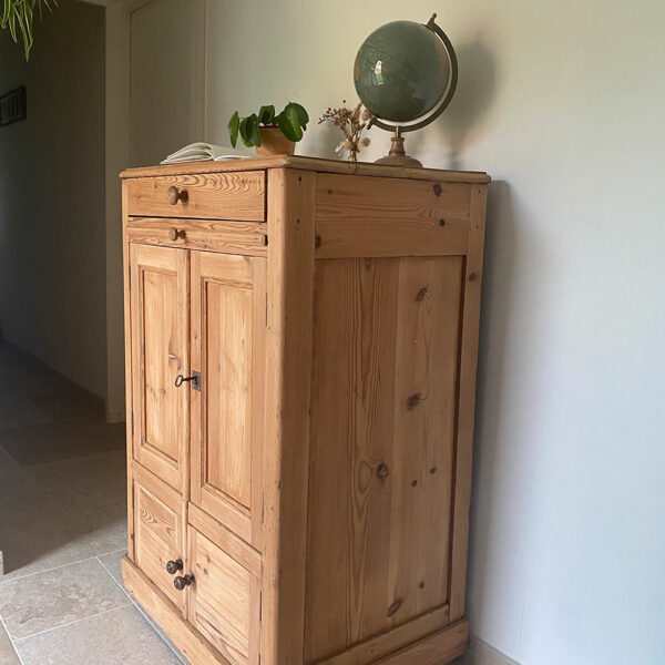Meuble de métier