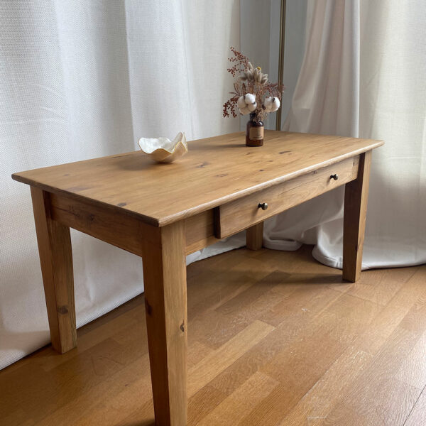 Table basse en sapin